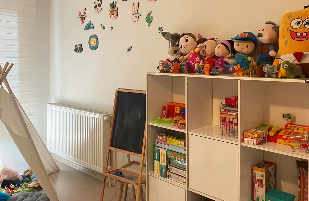 Çocuk danışmanlığı oyun odası, Karşıyaka